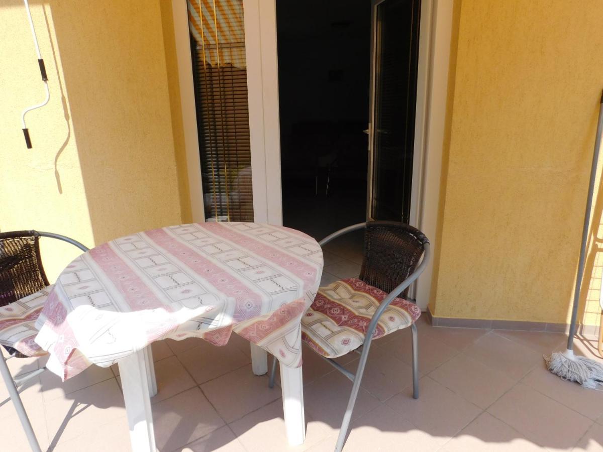 Akacfa Hortenzia Apartman Залакарос Екстериор снимка