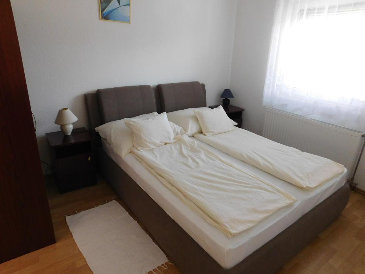 Akacfa Hortenzia Apartman Залакарос Екстериор снимка
