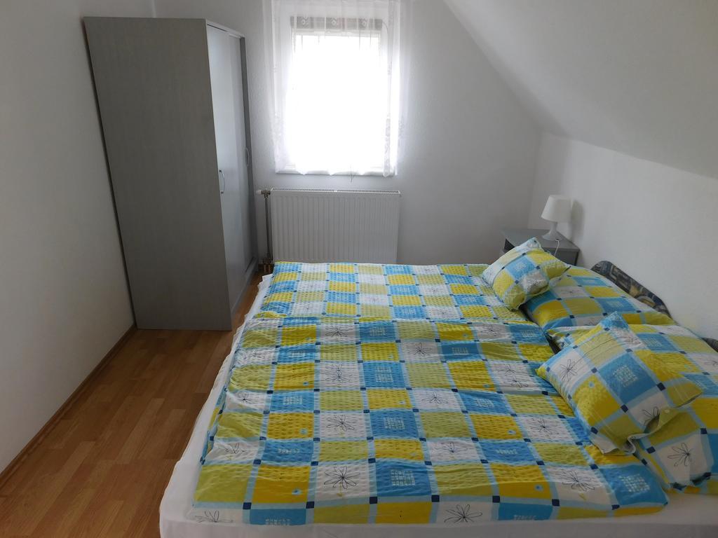 Akacfa Hortenzia Apartman Залакарос Екстериор снимка