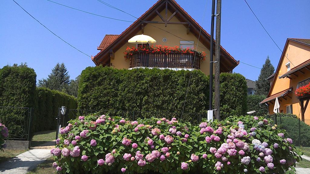 Akacfa Hortenzia Apartman Залакарос Екстериор снимка